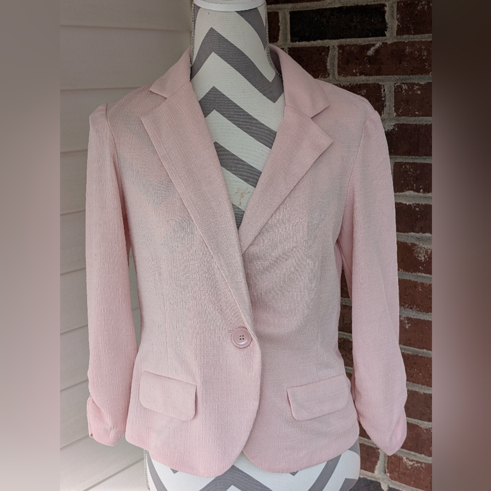 Soho Apparel Light Pink Blazer